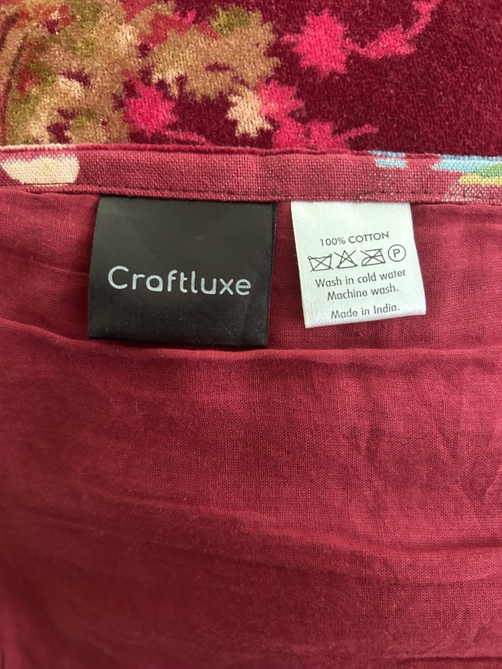 Velvet Throw - Picture 5 of 5